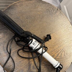 Hot tools curling iron